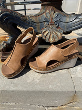 Load image into Gallery viewer, For Keeps Wedge- Carmel