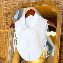 Load image into Gallery viewer, White w/Pearl Dot Collar