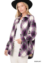 Load image into Gallery viewer, Yarn Dyed Plaid Shacket With Pockets