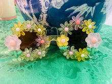 Load image into Gallery viewer, Goldie Sun Kids Sunnies - Round Flower Power