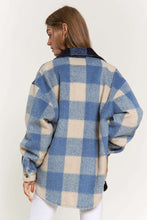 Load image into Gallery viewer, Plaid Chest Pocket Detail Shacket