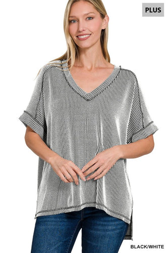 Ribbed V-Neck Tee -Black/White