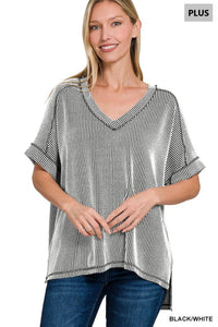 Ribbed V-Neck Tee -Black/White