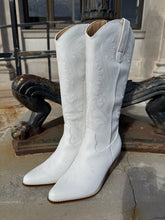 Load image into Gallery viewer, Just In Case Boots- White