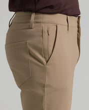 Load image into Gallery viewer, True Classic Commuter Pant- Khaki