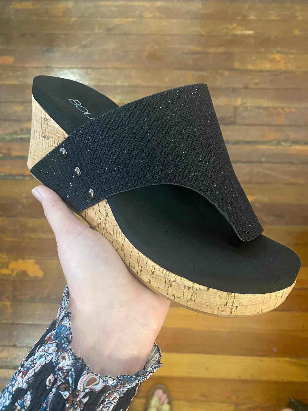 Flirty Wedge - Black Shimmer