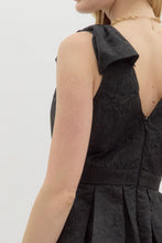 Load image into Gallery viewer, Jaquard Sleeveless Midi-Black