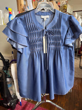 Load image into Gallery viewer, Denim Pin-pleat Flutter Sleeve Top