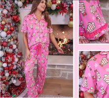 Load image into Gallery viewer, PRE-ORDER 🎄Luxe PJ Set-Christmas Tree Cake 🎀