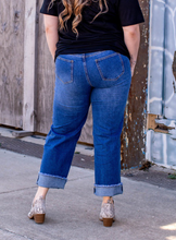 Load image into Gallery viewer, Curvy Gal Lightning Jeans