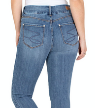 Load image into Gallery viewer, Tummyless Skin Jean -Mid Wash