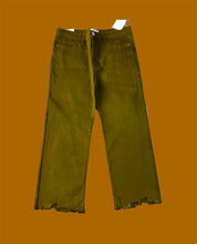 Load image into Gallery viewer, Mid Rise Straight Jean- Olive
